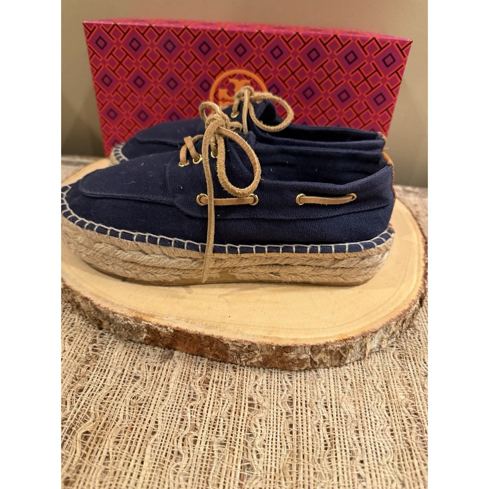 Tory Burch Women's Blanton Boat Shoes Navy Size 7 Nautical Coastal Chic - Picture 6 of 11